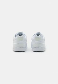 Lacoste T-CLIP - Trainers - White 10 Lacoste T-CLIP - Trainers - White -Lacoste Sales Store 014e84b8d65245658f8eb8bdee875cc1