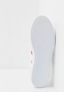 Lacoste LEROND - Trainers - White/navy/red -Lacoste Sales Store 068402e88a4e4dfb9224917b3ad8ec33