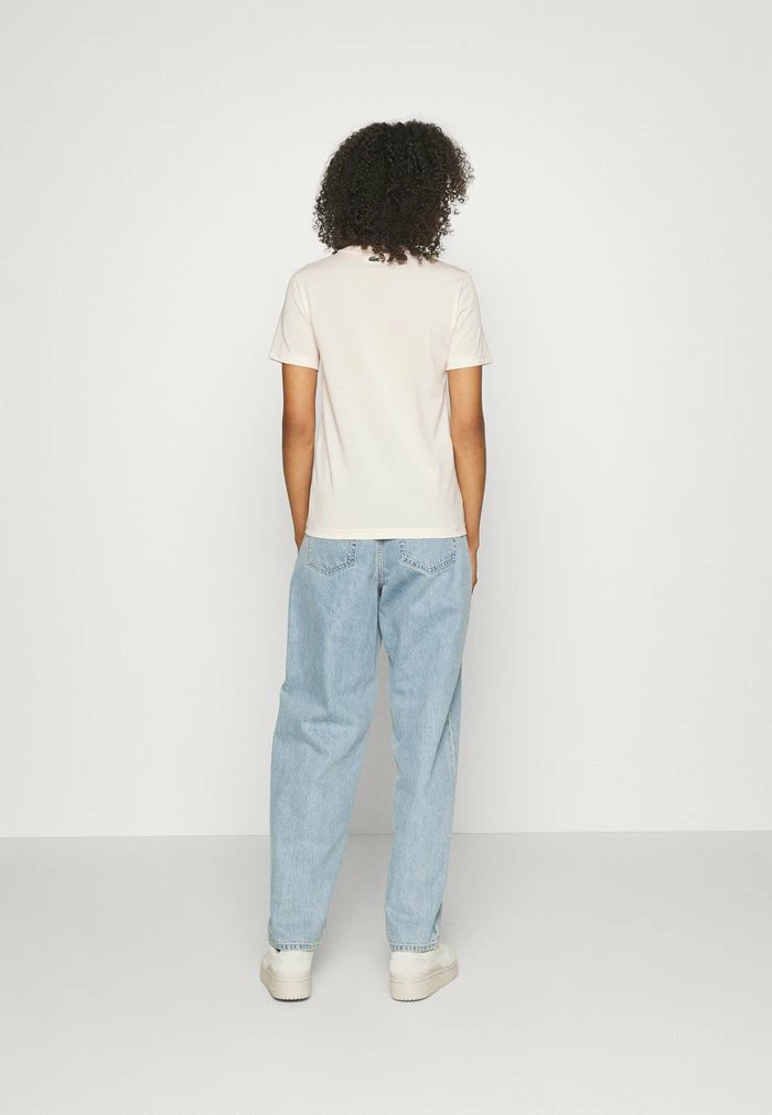 Lacoste Print T-shirt - Flesh 5 Lacoste Print T-shirt - Flesh - Image 3