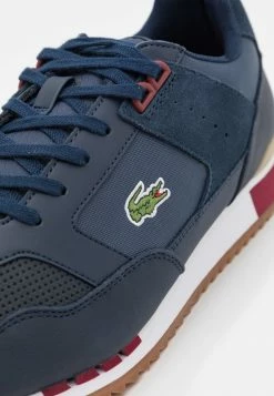 Lacoste PARTNER PISTE - Trainers - Navy/gum -Lacoste Sales Store 1304c41939694c8991526506a5d000ad