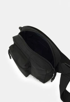 Lacoste NEOCROC SQUARE CAMERA BAG UNISEX - Across Body Bag - Noir -Lacoste Sales Store 145360e9182d4e67a51f42a16efd5db8