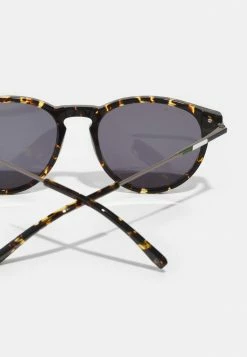 Lacoste Sunglasses - Dark Havana -Lacoste Sales Store 1b862d4cb12a401ca87b267763b40a61