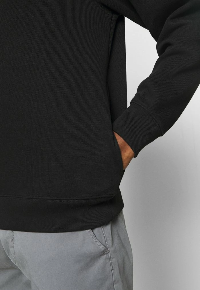 Lacoste Long Sleeved Top - Noir 8 Lacoste Long Sleeved Top - Noir - Image 6