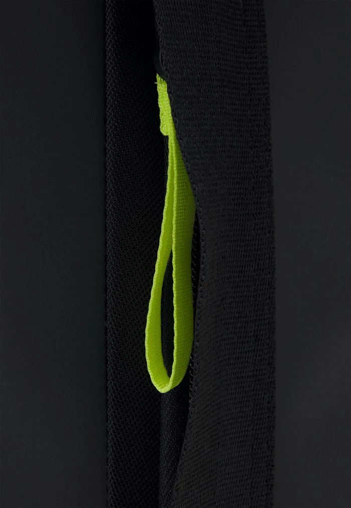 Lacoste OUTDOOR CROC SAILOR BACKPACK UNISEX - Rucksack - Noir Lime 6 Lacoste OUTDOOR CROC SAILOR BACKPACK UNISEX - Rucksack - Noir Lime - Image 4