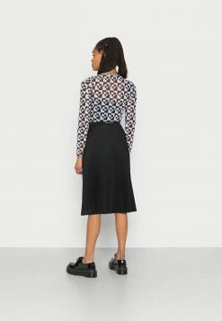 Lacoste EXCLUSIVE - A-line Skirt - Black -Lacoste Sales Store 296b67df94b44e578c3639ac5d0ef677