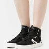 Lacoste High-top Trainers - Black -Lacoste Sales Store 2ae42584fb094d4bbd072372677848b6