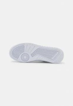 Lacoste Trainers - White/light Pink -Lacoste Sales Store 2aefd1aecd3e47c1b4468b368032b743