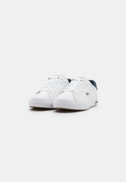 Lacoste POWERCOURT - Trainers - White/navy/red -Lacoste Sales Store 31e505b175f643cda20d3492b950775b