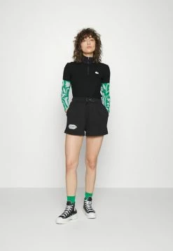 Lacoste EXCLUSIVE - Shorts - Black -Lacoste Sales Store 389c7c9318d84802a2cffa087f05d532