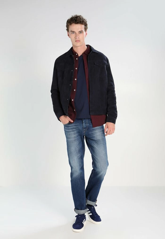 Lacoste Basic T-shirt - Navy Blue 4 Lacoste Basic T-shirt - Navy Blue - Image 2