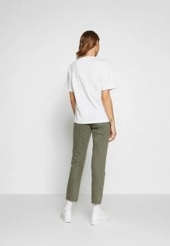 Lacoste Basic T-shirt - White 10 Lacoste Basic T-shirt - White -Lacoste Sales Store 3d46c5389e414a698c05ae6b78ea4613