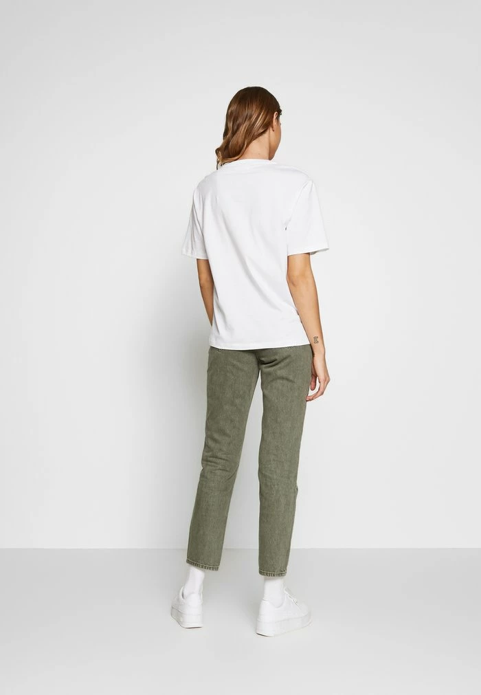 Lacoste Basic T-shirt - White 5 Lacoste Basic T-shirt - White - Image 3