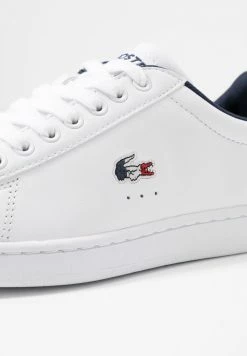 Lacoste CARNABY EVO - Trainers - White/navy/red -Lacoste Sales Store 3ee12940c2f54e48a3f51acc523bf55a