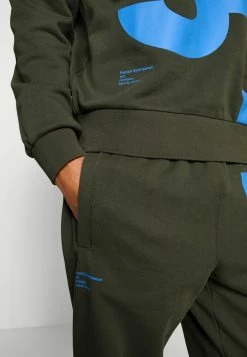 Lacoste Tracksuit Bottoms - Baobab -Lacoste Sales Store 405af83f475f46b19e50ae6c1faabaa3