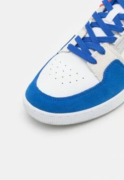Lacoste COURT CAGE - Trainers - White/blue -Lacoste Sales Store 44e0776bf8ba4d19a4a69d368968cd4a