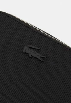 Lacoste CHANTACO - Across Body Bag - Noir -Lacoste Sales Store 593eaa4c3e8640af8f02c1487abc7f0b