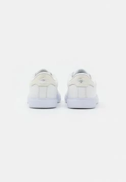 Lacoste LEROND PLUS - Trainers - White -Lacoste Sales Store 5a015493b11c4e368fb8a3bb94f6052e