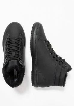 Lacoste High-top Trainers - Black -Lacoste Sales Store 5a12e634eff443adaf0d8b47e583c76c
