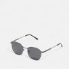 Lacoste UNISEX - Sunglasses - Semimatte Dark Gunmetal -Lacoste Sales Store 60f62f77b33b4183aff89c41aa038e6a