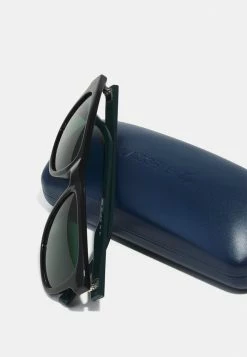 Lacoste UNISEX - Sunglasses - Black 10 Lacoste UNISEX - Sunglasses - Black -Lacoste Sales Store 6821166120a34d92a450167b62cf16b1