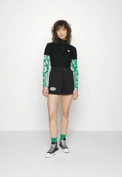 Lacoste EXCLUSIVE - Basic T-shirt - Black -Lacoste Sales Store 6fe2ff6f1c55411da9f41c076c7e465c