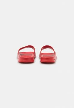 Lacoste CROCO 2.0 - Pool Slides - Red 10 Lacoste CROCO 2.0 - Pool Slides - Red -Lacoste Sales Store 70b7c1f7acfe4e5686bd2b5340a42c3d