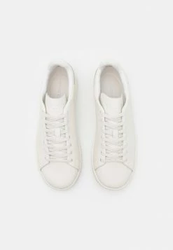 Lacoste COURT - Trainers - Offwhite 11 Lacoste COURT - Trainers - Offwhite -Lacoste Sales Store 772a1919fc0a4bb49fdaaf5ff961bcd0