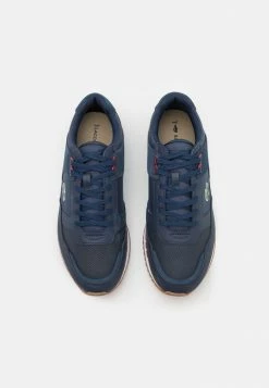Lacoste PARTNER PISTE - Trainers - Navy/gum -Lacoste Sales Store 7e1fb738cba343b3810c38cd3cdaf930