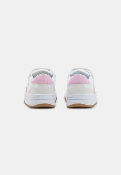 Lacoste Trainers - White/pink -Lacoste Sales Store 83bc5d2349894f408abe93a7fe5e0103