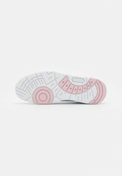 Lacoste COURT CAGE - Trainers - White/light Pink -Lacoste Sales Store 83cc61f6da8a444e84911759afb1c8bc