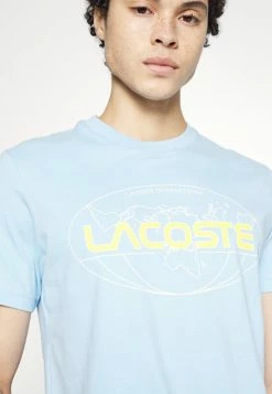 Lacoste EXCLUSIVE UNISEX GUEOE - Print T-shirt - Light Blue -Lacoste Sales Store 879ca2043cbf41e7832ad400c04a3fea