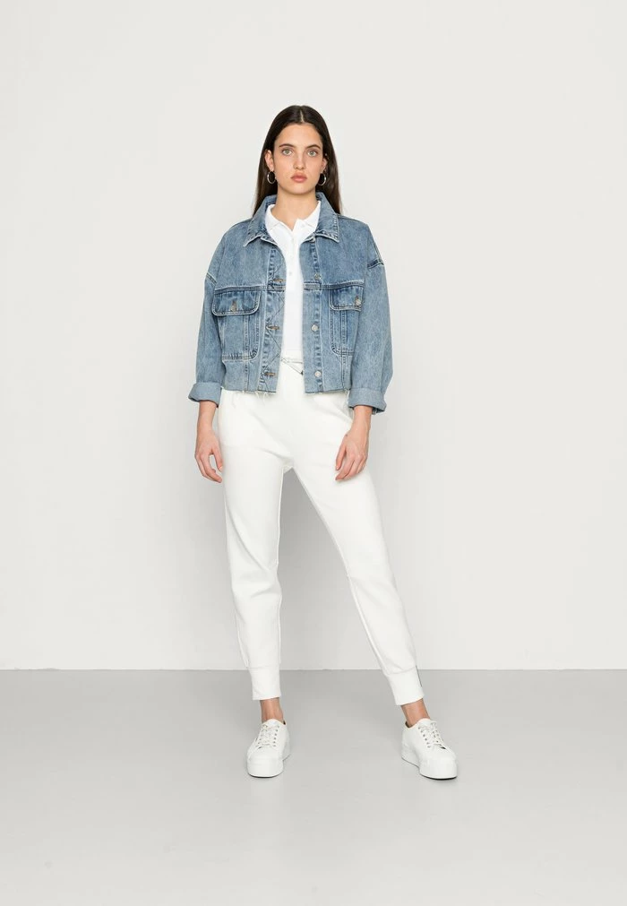 Lacoste Tracksuit Bottoms - Flour 4 Lacoste Tracksuit Bottoms - Flour - Image 2