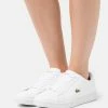 Lacoste CARNABY EVO - Trainers - White/dark Pink 1 Lacoste CARNABY EVO - Trainers - White/dark Pink -Lacoste Sales Store 8f93b19906384d6aab2debe956bc167a