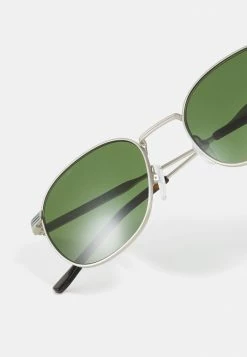 Lacoste UNISEX - Sunglasses - Semimatte Silver-coloured -Lacoste Sales Store a40f04a859234a8ab8066cbcfc2b6117