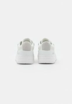 Lacoste Trainers - White/offwhite -Lacoste Sales Store a80b339582d9408eb2f2611da690d972