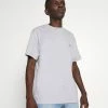 Lacoste Basic T-shirt - Silver Chine 2 Lacoste Basic T-shirt - Silver Chine -Lacoste Sales Store ac8c7e509dc64b73bd7fba333120f0be