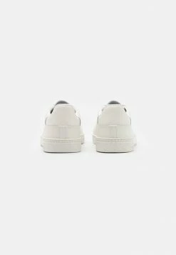 Lacoste COURT - Trainers - Offwhite 10 Lacoste COURT - Trainers - Offwhite -Lacoste Sales Store b50e7c054cfb4e0f8007c6f2433f7570