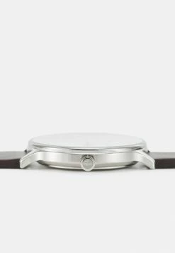 Lacoste CLUB - Watch - Brown Apple Peel/silver-coloured -Lacoste Sales Store c3d03df1d99149eb811d1a65d60f45ba