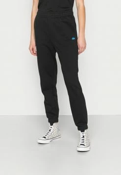 Lacoste EXCLUSIVE - Tracksuit Bottoms - Black
