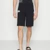 Lacoste EXCLUSIVE - Shorts - Black -Lacoste Sales Store d494a68b26ec4f9bbe3498a9b2dff188