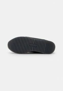 Lacoste PARTNER LUXE - Trainers - Black -Lacoste Sales Store d5309b494db34d9a855d697ed526f7df