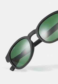 Lacoste UNISEX - Sunglasses - Matte Black -Lacoste Sales Store d9be88381ebe4851a785438d56fbf858