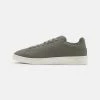 Lacoste COURT - Trainers - Khaki/offwhite 2 Lacoste COURT - Trainers - Khaki/offwhite -Lacoste Sales Store dbea0906c59a43239c2a4b028c954c55