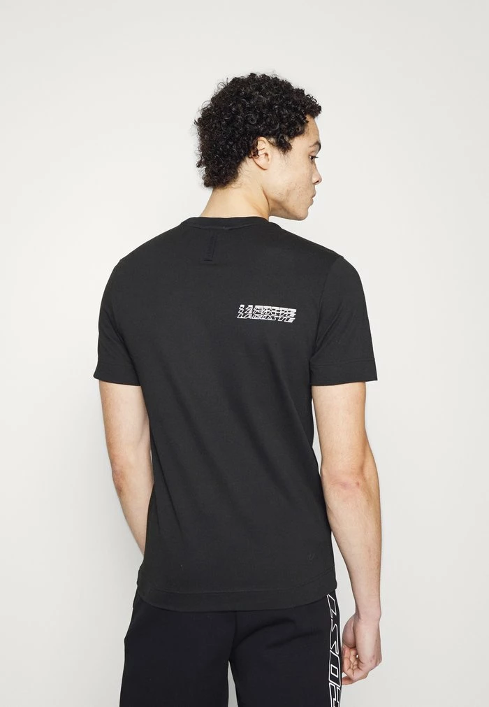Lacoste EXCLUSIVE - Print T-shirt - Black 5 Lacoste EXCLUSIVE - Print T-shirt - Black - Image 3