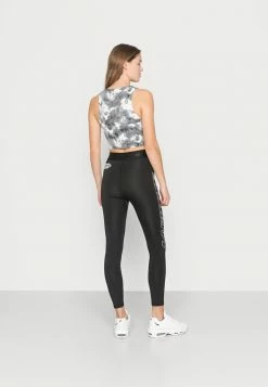 Lacoste EXCLUSIVE - Leggings - Trousers - Black -Lacoste Sales Store e27ab707bcec4abab8acf9a5e8c47c89