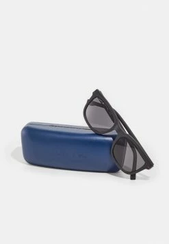 Lacoste Sunglasses - Matte Black -Lacoste Sales Store e5bec95834ae40679ebe71891dc29e40