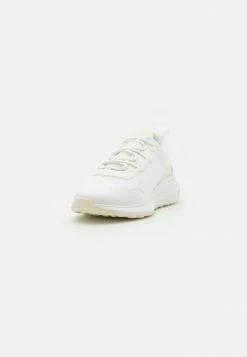 Lacoste ACTIVE - Trainers - White -Lacoste Sales Store ec0fb7afeb5b4fbeb32f98986122d956