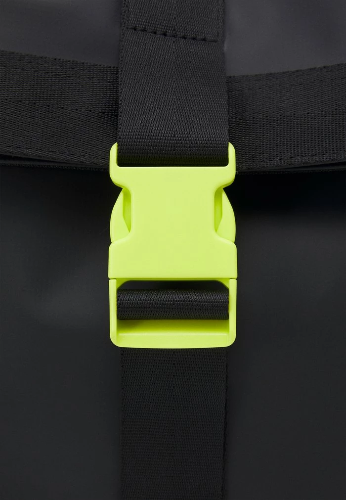 Lacoste OUTDOOR CROC SAILOR BACKPACK UNISEX - Rucksack - Noir Lime 8 Lacoste OUTDOOR CROC SAILOR BACKPACK UNISEX - Rucksack - Noir Lime - Image 6