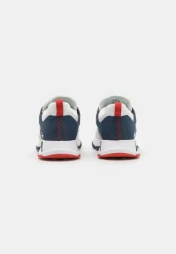Lacoste Trainers - White/navy/red 10 Lacoste Trainers - White/navy/red -Lacoste Sales Store faceb4d61f98416ba16db353ea424831