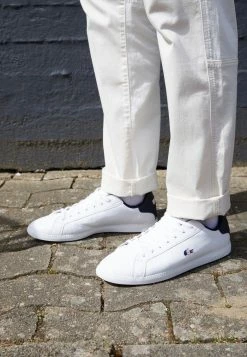 Lacoste GRADUATE - Trainers - White/navy/red -Lacoste Sales Store fd349fdbd1e54cb185aca4cac9de083d